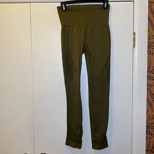 GYMSHARK Energy Seamless Leggings Olive Women’s Size Small